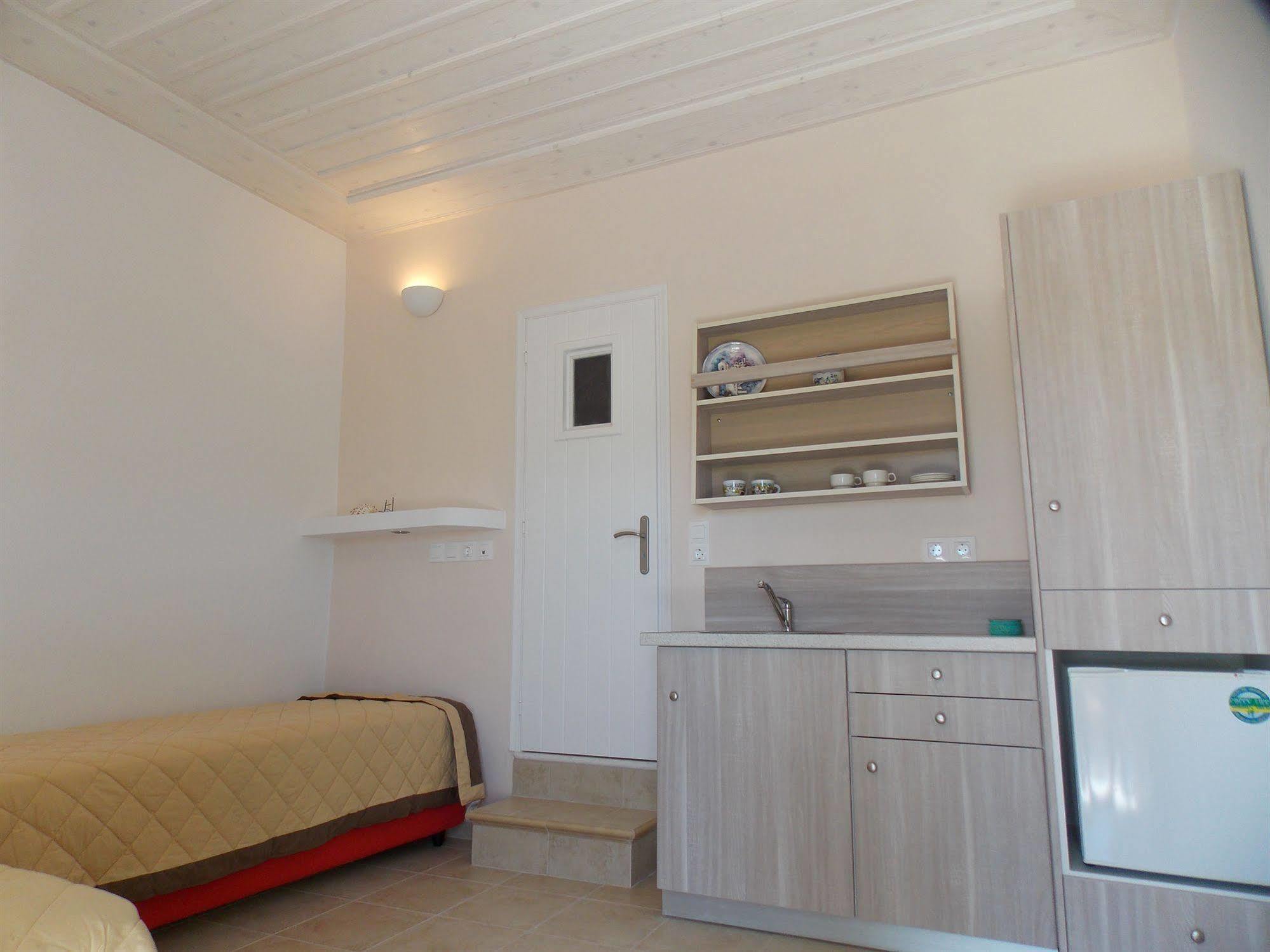 Galaxy Hotel Mylopotas Dış mekan fotoğraf