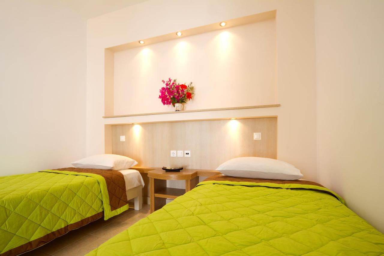Galaxy Hotel Mylopotas Oda fotoğraf